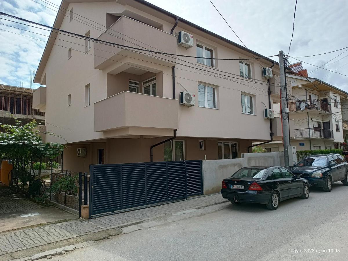 Grand Apartments Strumica Exteriör bild